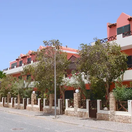 Aparthotel Ponta Preta-3